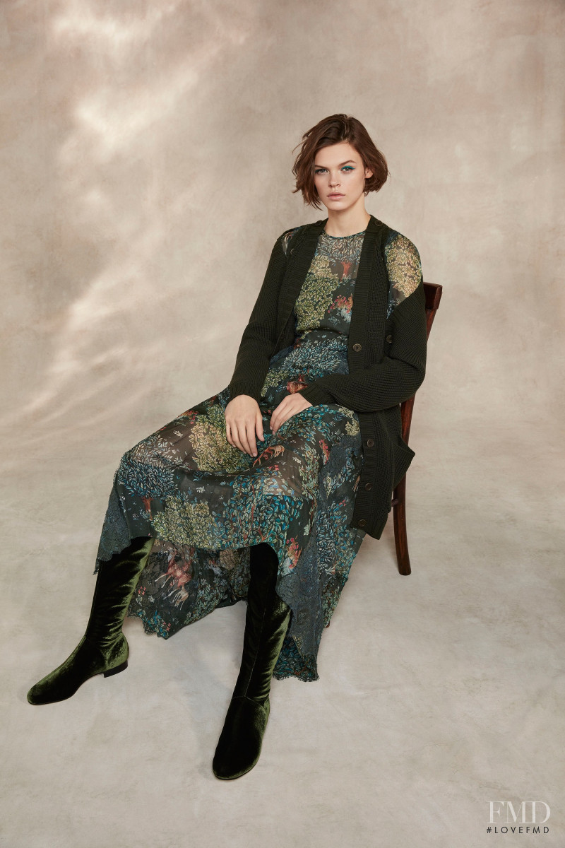 Cara Taylor featured in  the Alberta Ferretti lookbook for Resort 2018