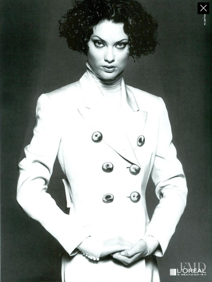 Shalom Harlow featured in  the Gianfranco Ferré advertisement for Autumn/Winter 1994