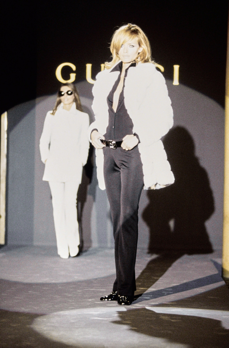 Amber Valletta featured in  the Gucci fashion show for Autumn/Winter 1995