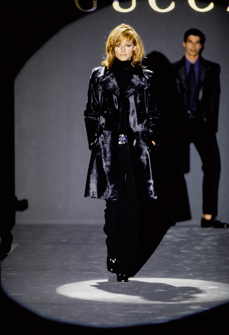 Amber Valletta featured in  the Gucci fashion show for Autumn/Winter 1995