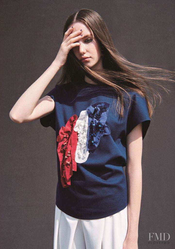 Noemi Jonas featured in  the Ritsuko Shirahama lookbook for Spring/Summer 2017