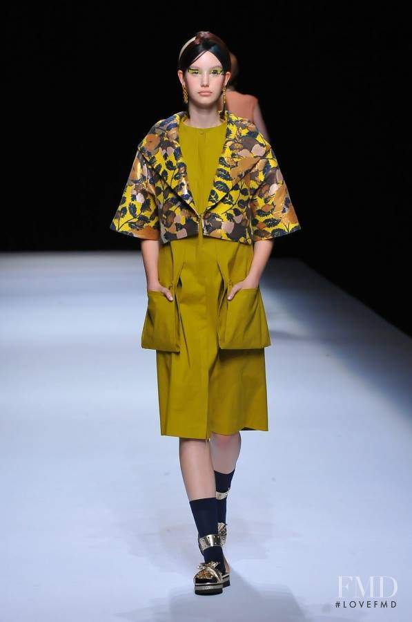 Noemi Jonas featured in  the Yuma Koshino fashion show for Spring/Summer 2017