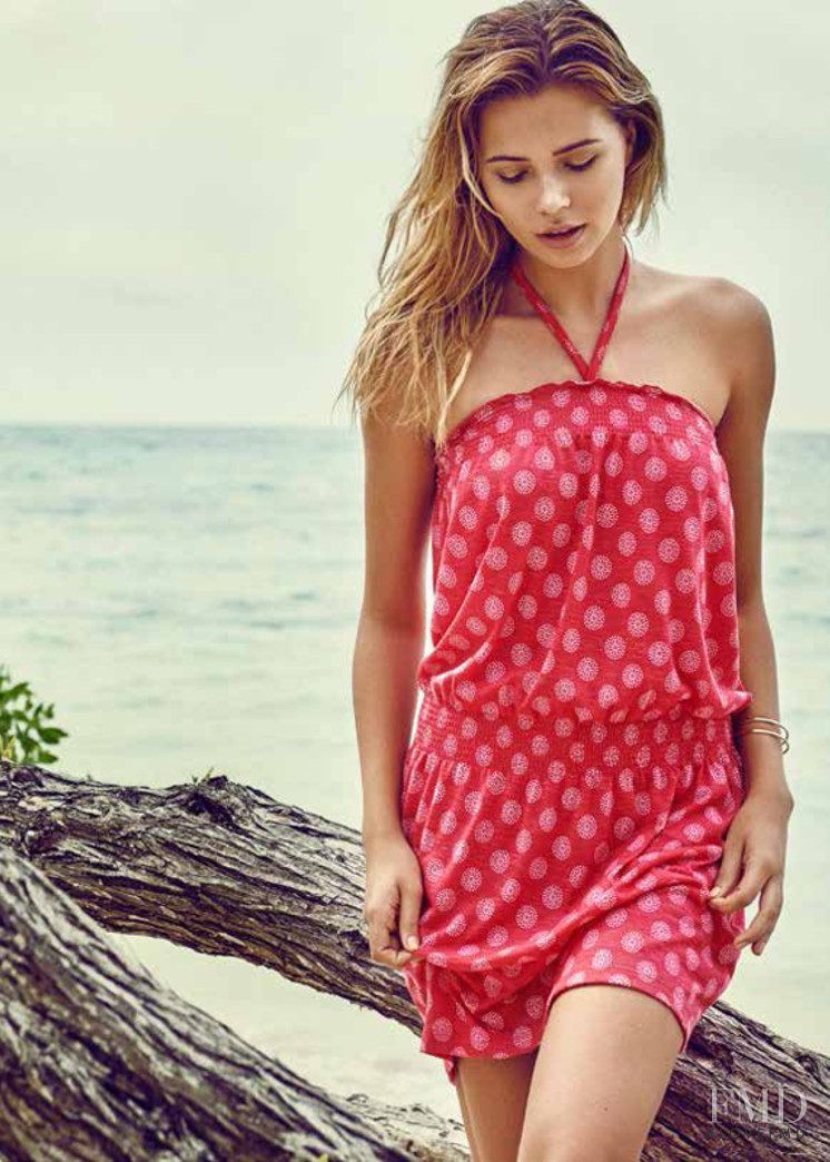 Sandra Kubicka featured in  the Etirel lookbook for Spring/Summer 2016