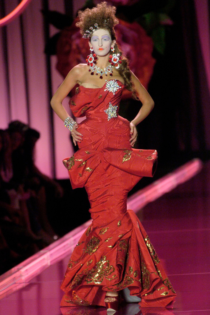 Christian Dior Haute Couture fashion show for Autumn/Winter 2004