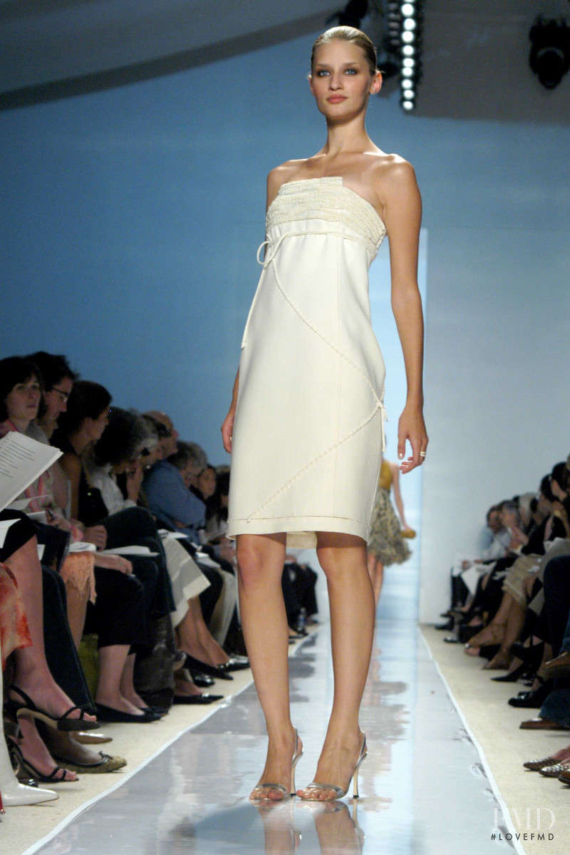 Linda Vojtova featured in  the Ralph Rucci fashion show for Spring/Summer 2006