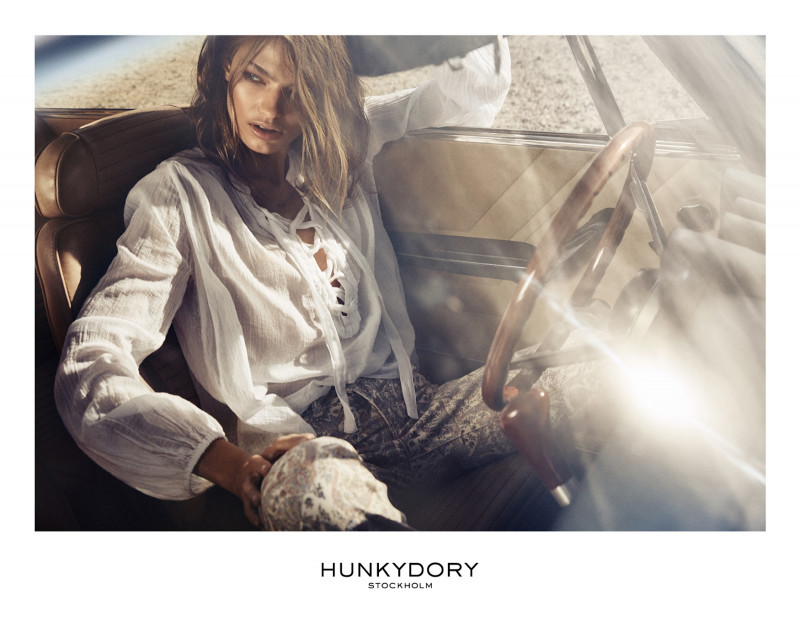 Anna Mila Guyenz featured in  the Hunkydory advertisement for Spring/Summer 2016