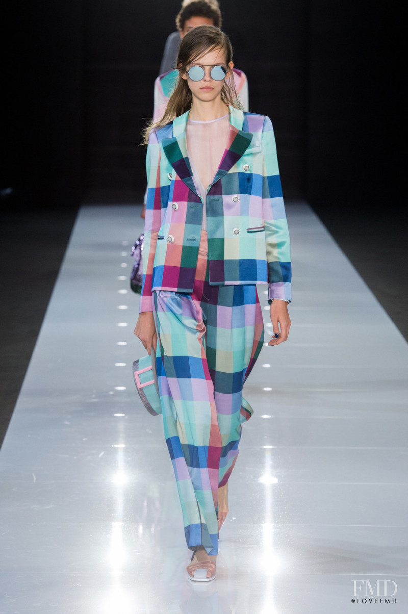 Giedre Sekstelyte featured in  the Emporio Armani fashion show for Spring/Summer 2018
