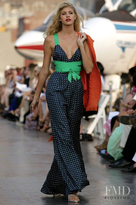 Douglas Hannant fashion show for Resort 2012