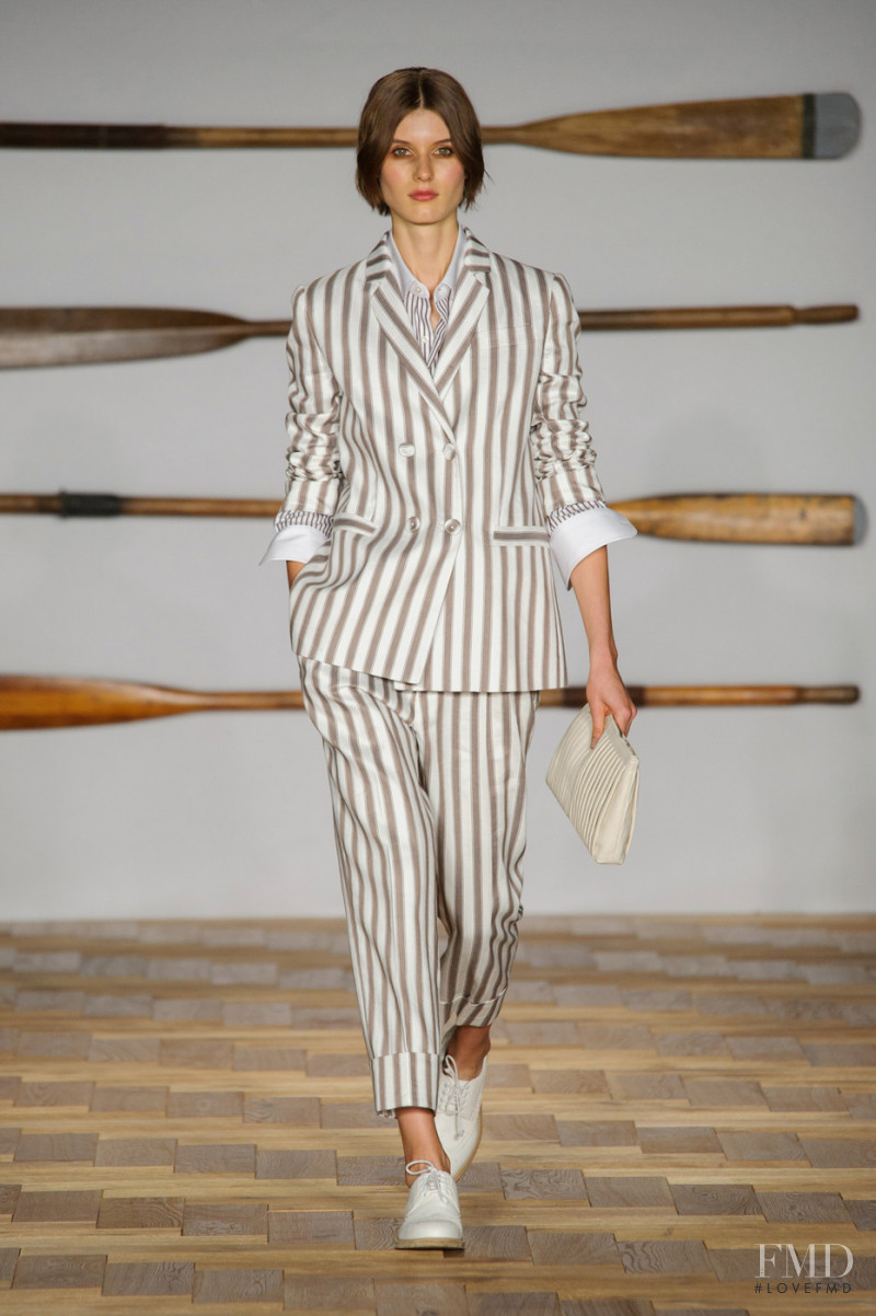 Alicia Holtz featured in  the DAKS fashion show for Spring/Summer 2018