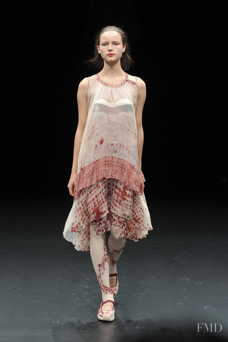 Anna de Rijk featured in  the Wunderkind fashion show for Spring/Summer 2010