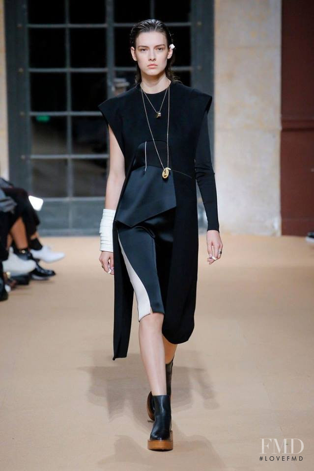 Esteban Cortazar fashion show for Spring/Summer 2018