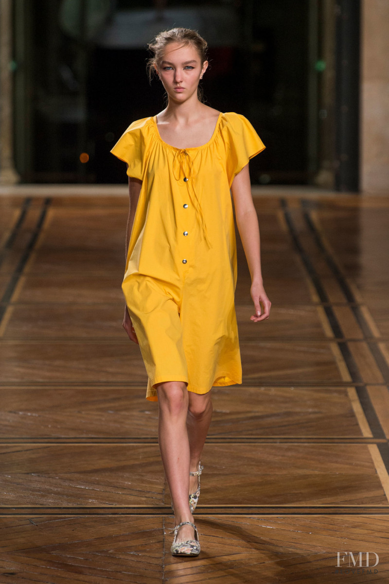 Paul et Joe fashion show for Spring/Summer 2018