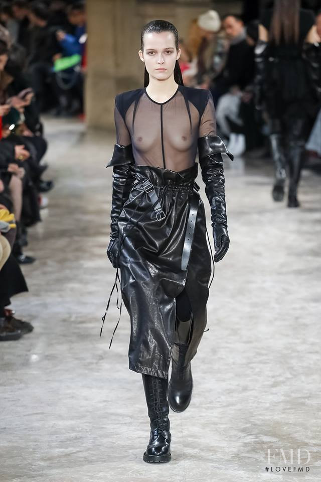 Ann Demeulemeester fashion show for Autumn/Winter 2018