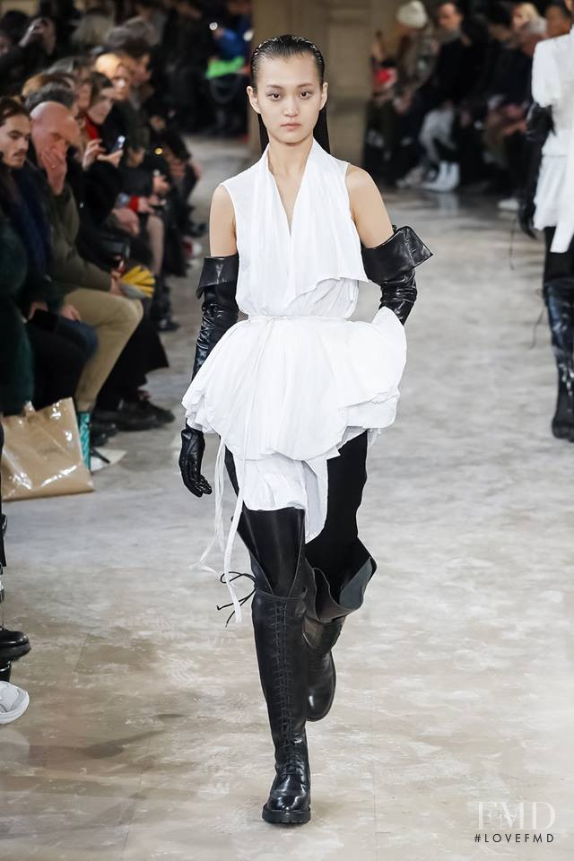 Ann Demeulemeester fashion show for Autumn/Winter 2018