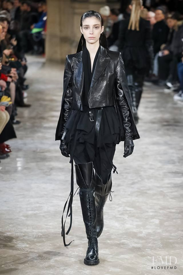 Ann Demeulemeester fashion show for Autumn/Winter 2018