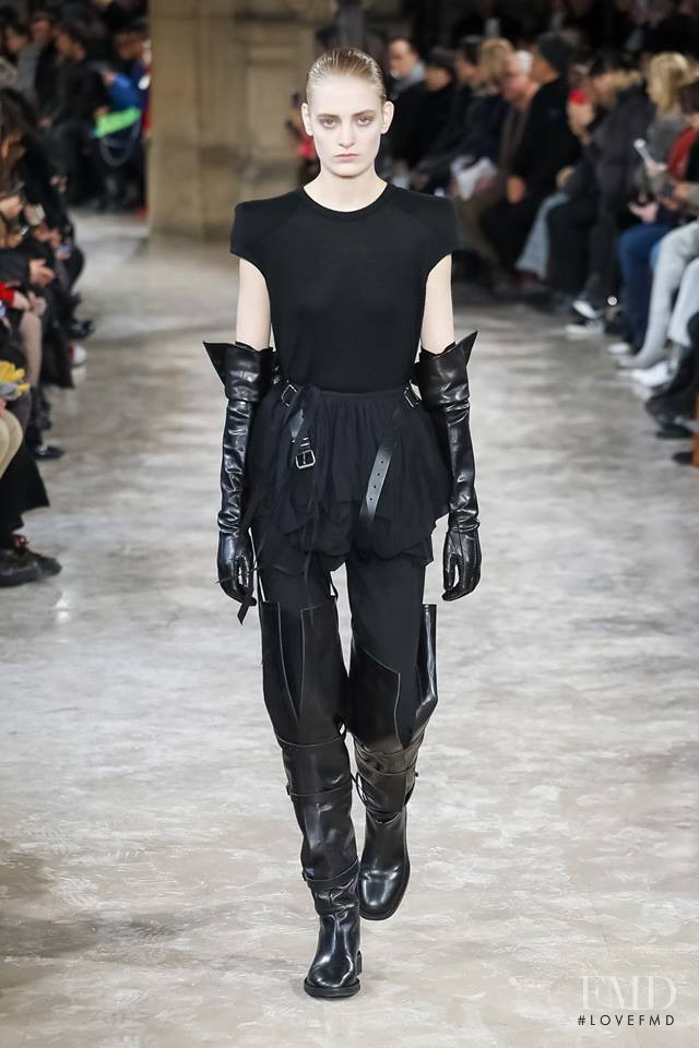 Ann Demeulemeester fashion show for Autumn/Winter 2018