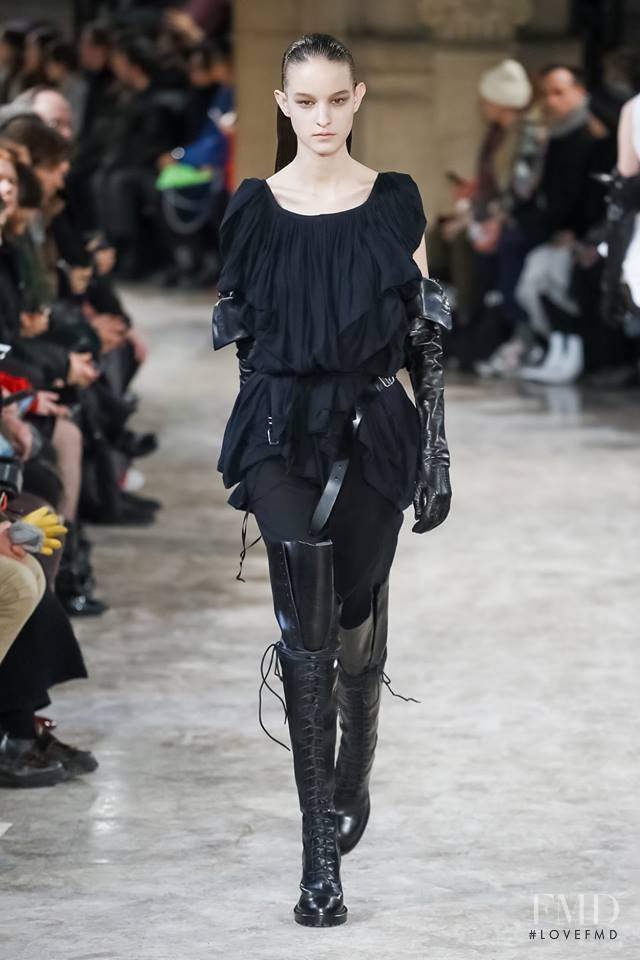 Ann Demeulemeester fashion show for Autumn/Winter 2018