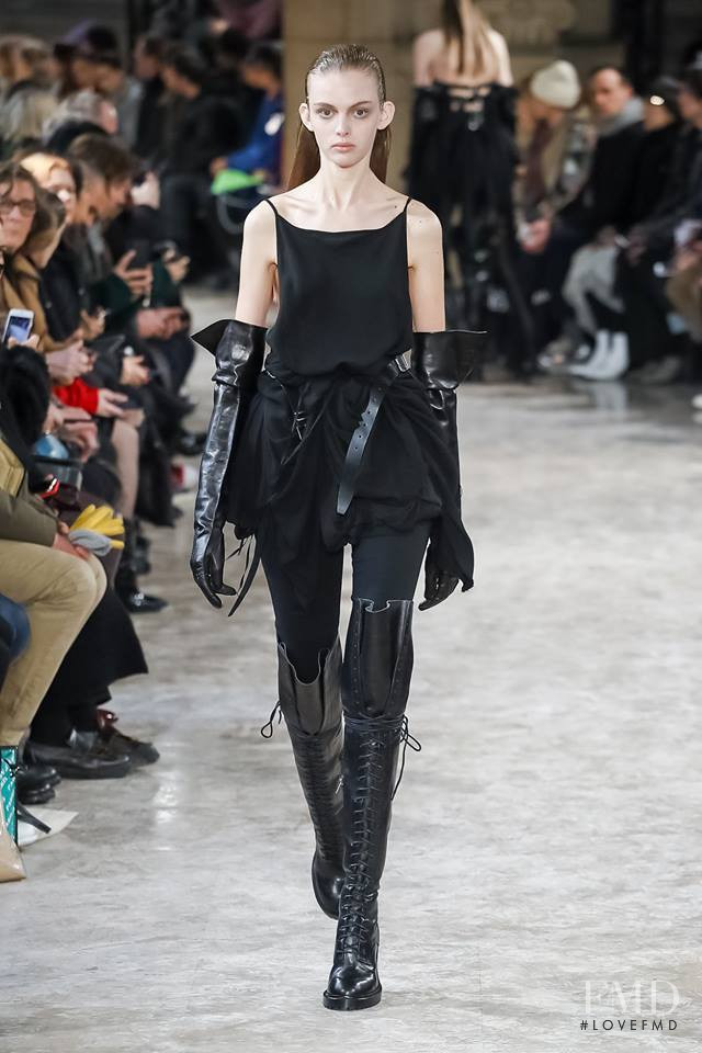 Ann Demeulemeester fashion show for Autumn/Winter 2018