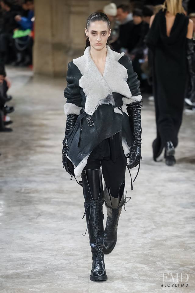 Ann Demeulemeester fashion show for Autumn/Winter 2018