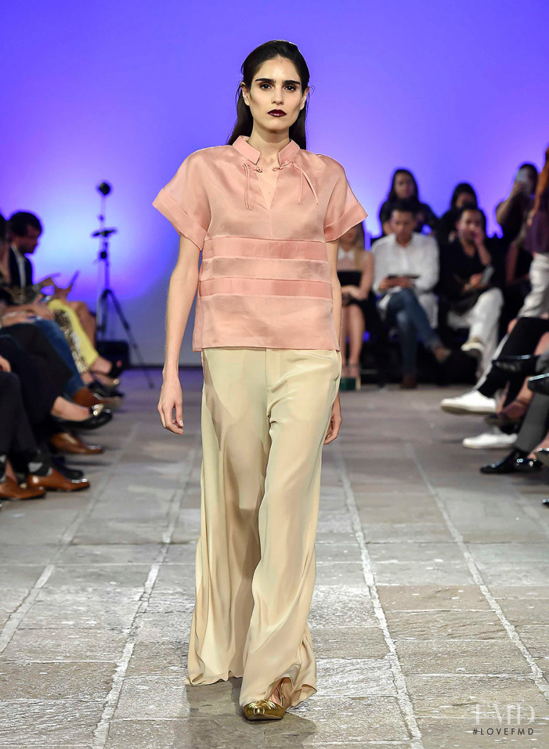 Alejandra Infante featured in  the Yakampot fashion show for Autumn/Winter 2016