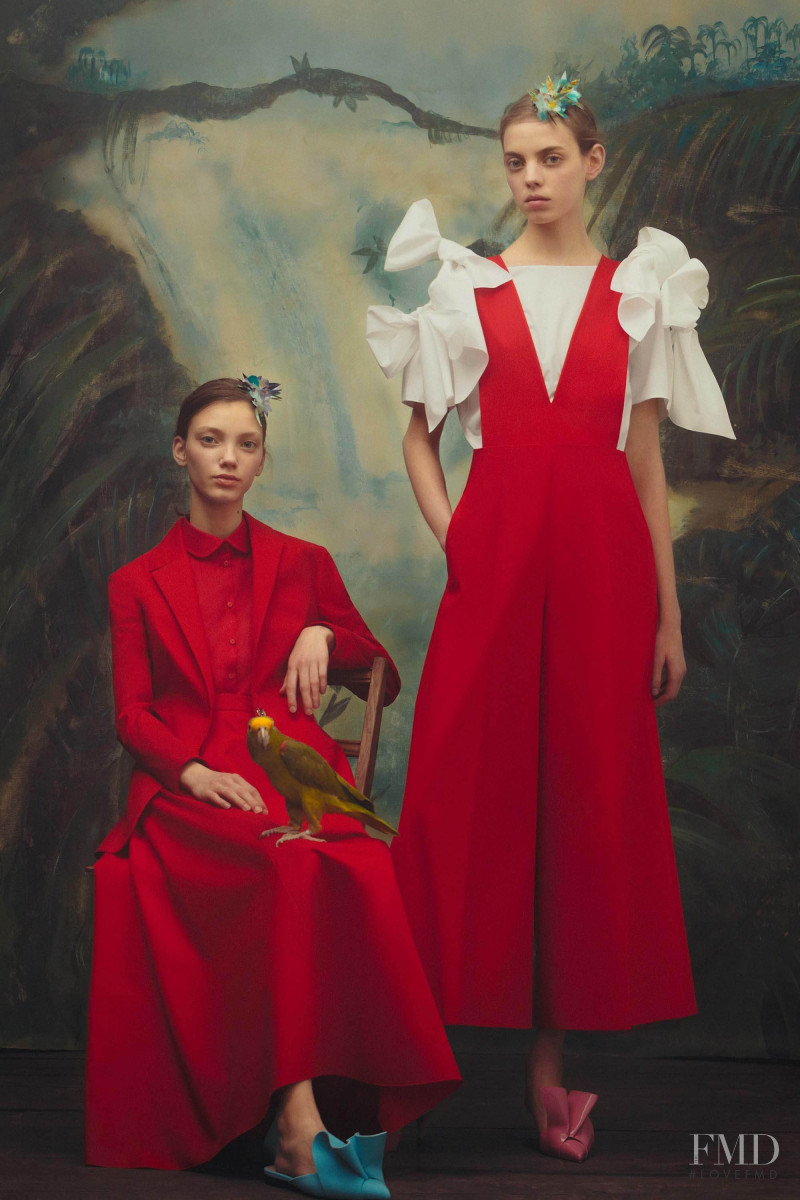 Arisha Kriukova featured in  the Delpozo lookbook for Pre-Fall 2018