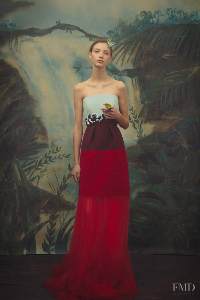 Arisha Kriukova featured in  the Delpozo lookbook for Pre-Fall 2018