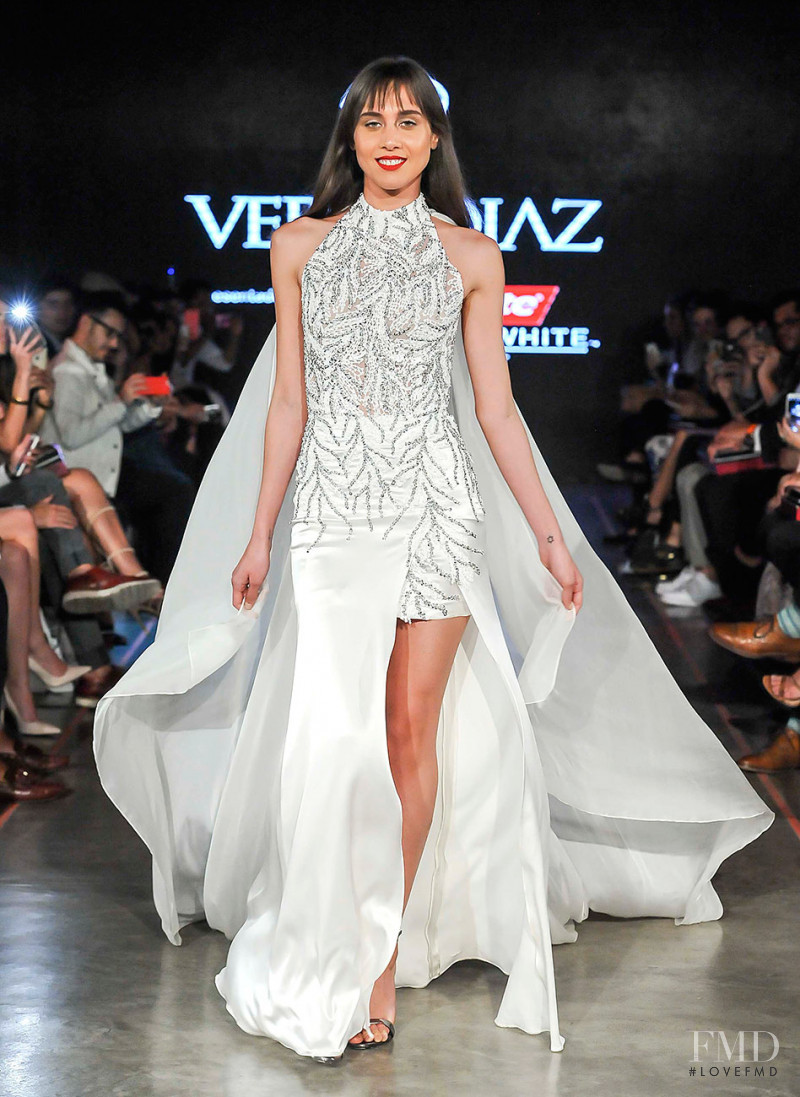 Daniella Valdez featured in  the Vero Diaz fashion show for Autumn/Winter 2016