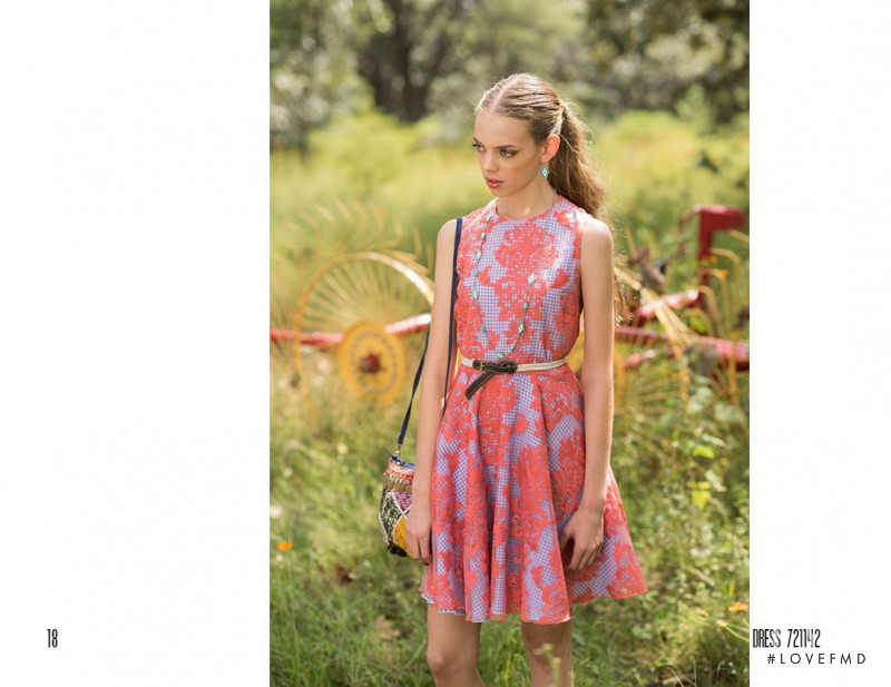 Mariana Zaragoza featured in  the Reina Díaz advertisement for Autumn/Winter 2015