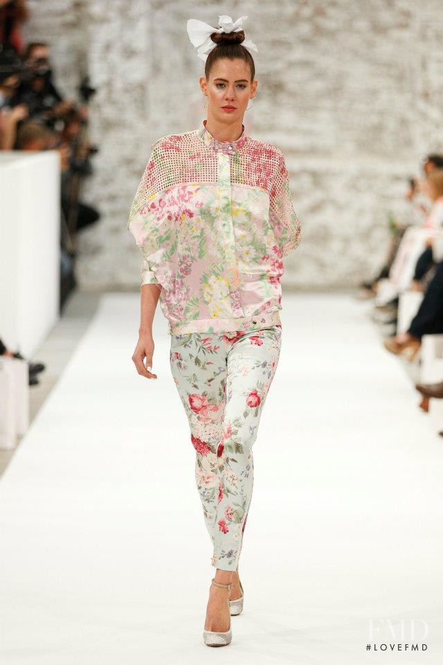 Zimmermann fashion show for Cruise 2012