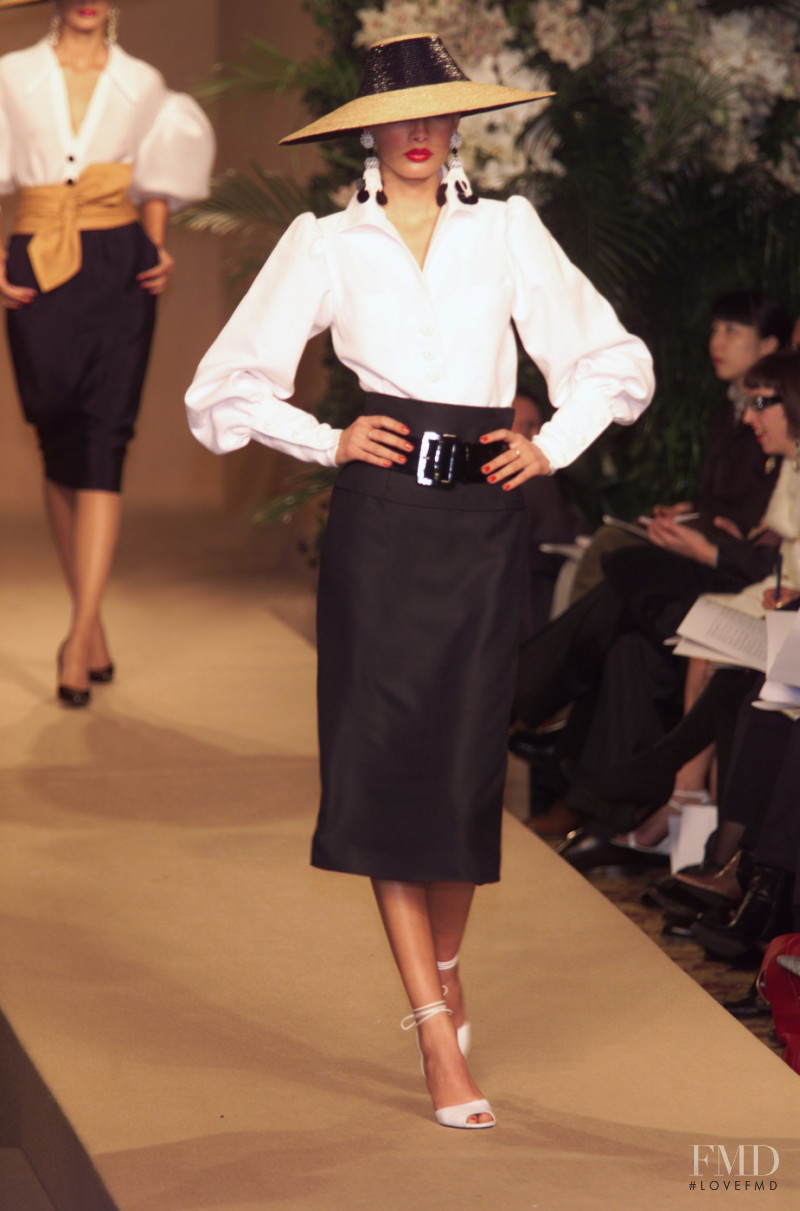 Saint Laurent fashion show for Spring/Summer 2001