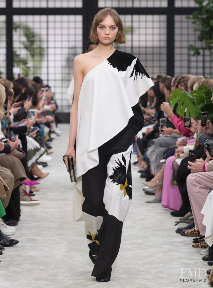 Fran Summers featured in  the Valentino fashion show for Autumn/Winter 2018