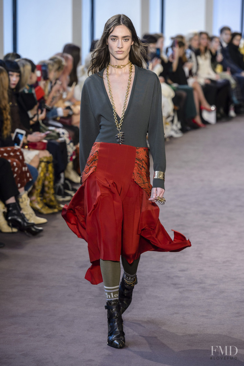 Amanda Googe featured in  the Chloe fashion show for Autumn/Winter 2018