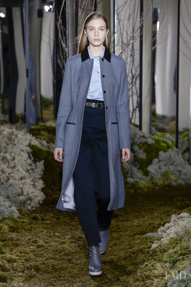 Karolina Egersdorfova featured in  the Hermès fashion show for Pre-Fall 2018