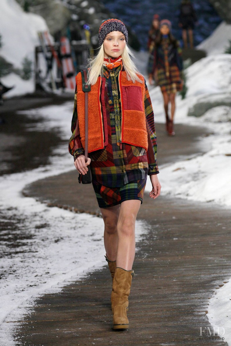 Sasha Luss featured in  the Tommy Hilfiger fashion show for Autumn/Winter 2014