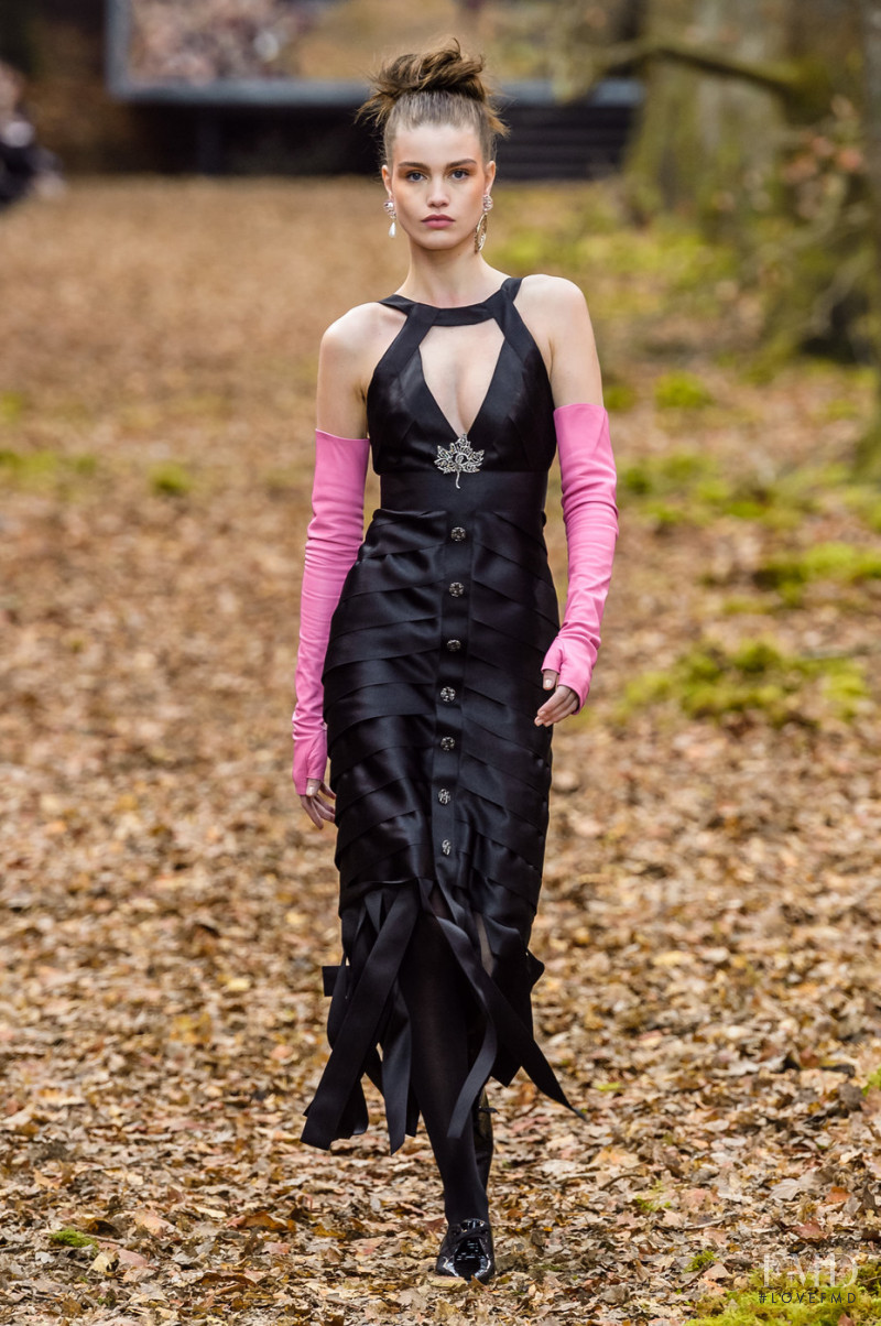 Luna Bijl featured in  the Chanel fashion show for Autumn/Winter 2018