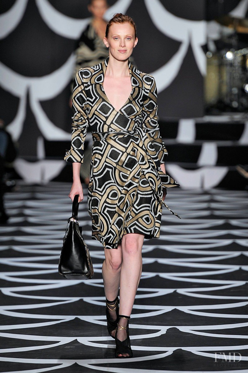 Karen Elson featured in  the Diane Von Furstenberg fashion show for Autumn/Winter 2014