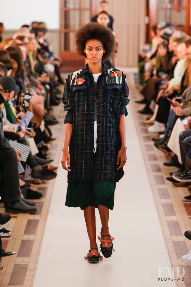Blesnya Minher featured in  the Carven fashion show for Autumn/Winter 2018