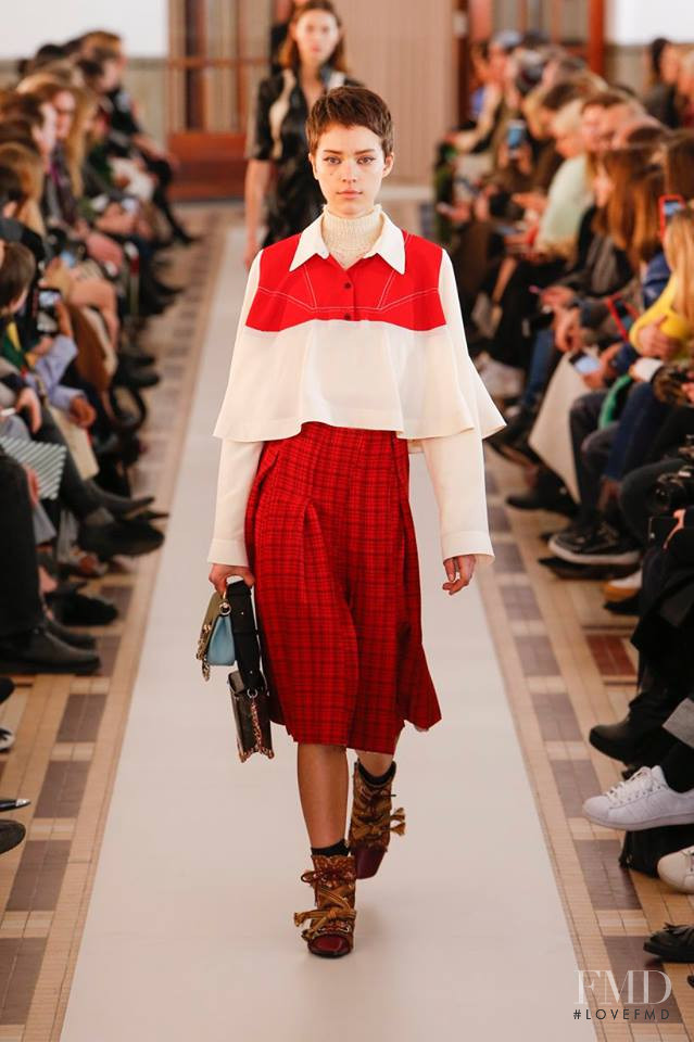 Carven fashion show for Autumn/Winter 2018