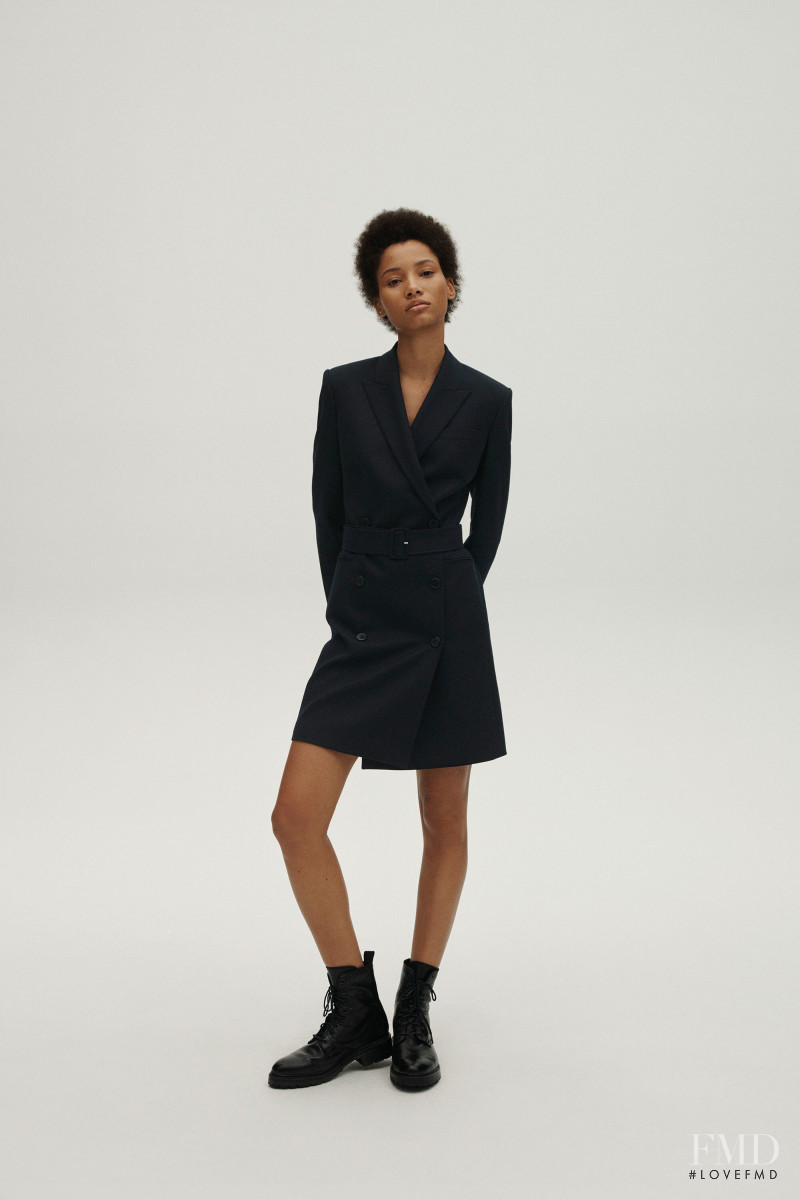 Lineisy Montero featured in  the Theory lookbook for Resort 2018