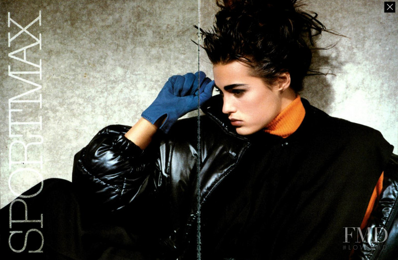 Yasmin Le Bon featured in  the Sportmax advertisement for Autumn/Winter 1985