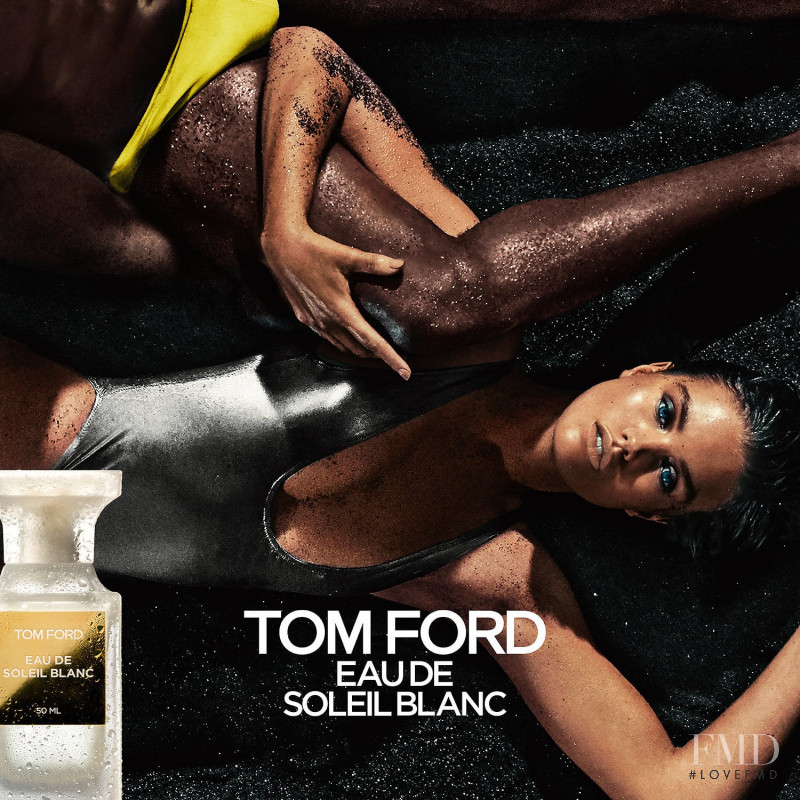 Luna Bijl featured in  the Tom Ford Beauty \'Eau de Soleil Blanc\' Fragrance advertisement for Spring/Summer 2018