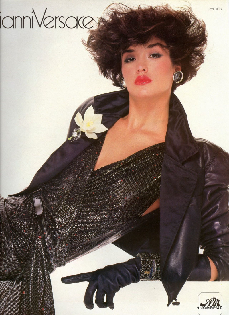 Janice Dickinson featured in  the Versace advertisement for Autumn/Winter 1983