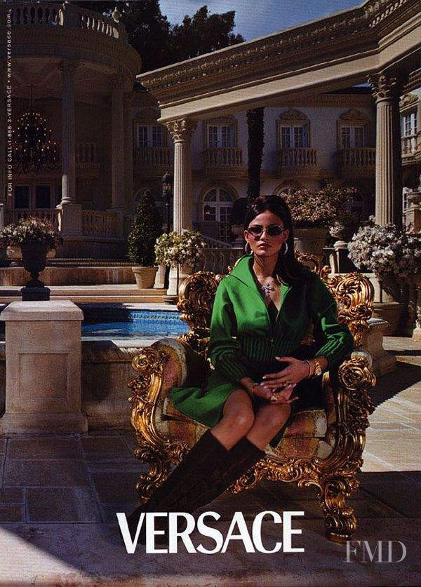 Fernanda Tavares featured in  the Versace advertisement for Autumn/Winter 2001