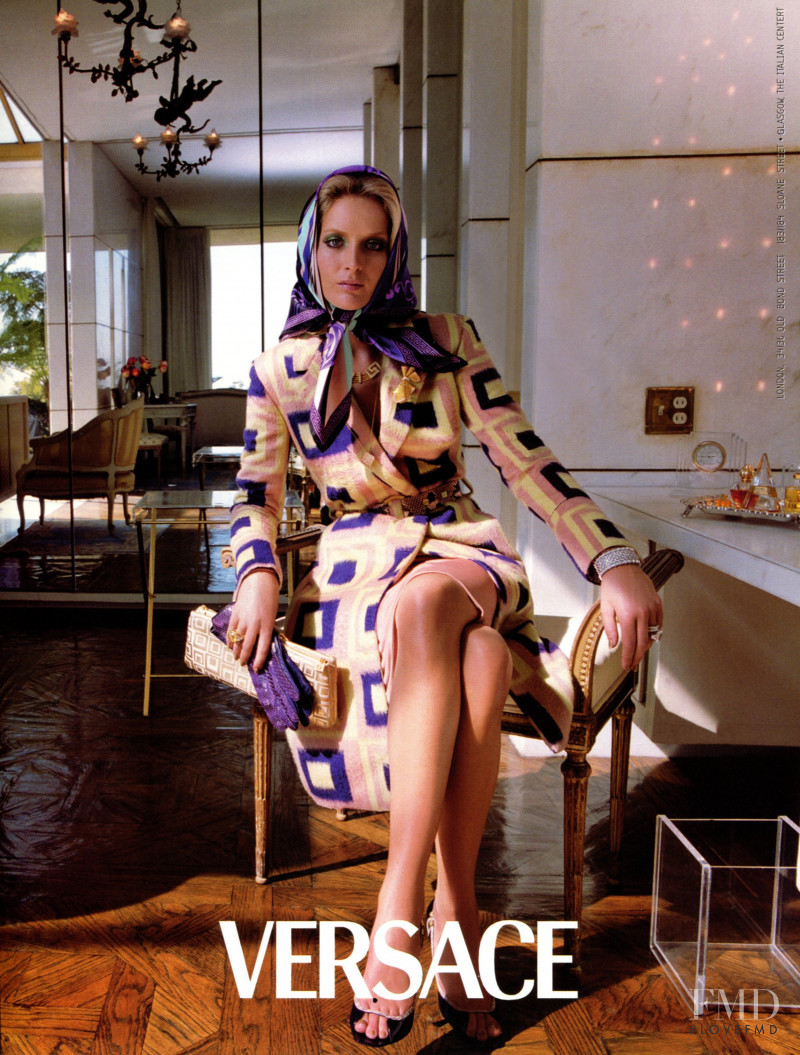 Georgina Grenville featured in  the Versace advertisement for Autumn/Winter 2000