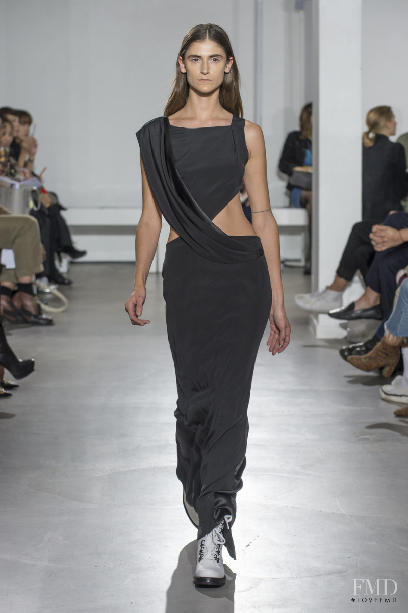 Olivier Theyskens fashion show for Spring/Summer 2018