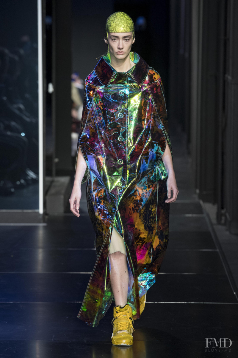 Amanda Googe featured in  the Maison Martin Margiela Artisanal fashion show for Spring/Summer 2018