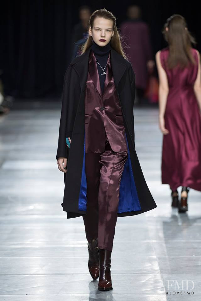 Maryna Horda featured in  the Paul Smith fashion show for Autumn/Winter 2018