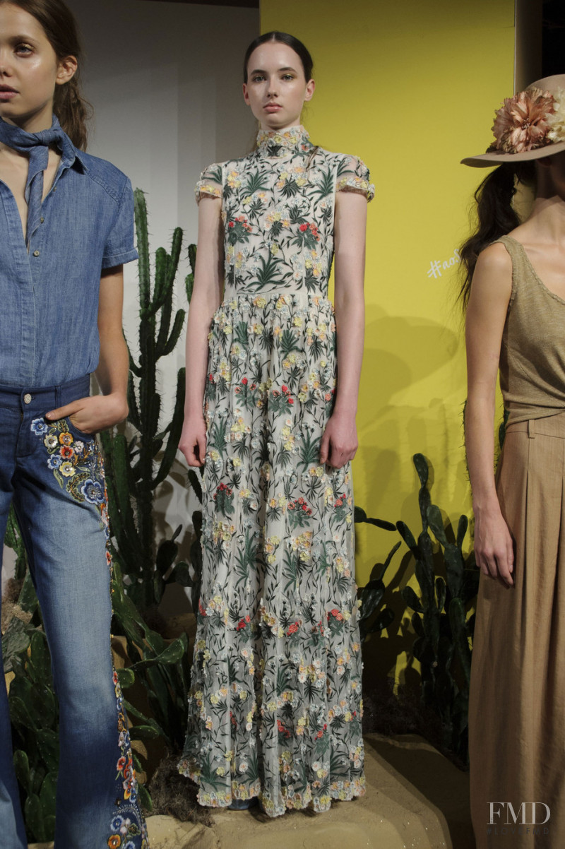 Alice + Olivia fashion show for Spring/Summer 2016