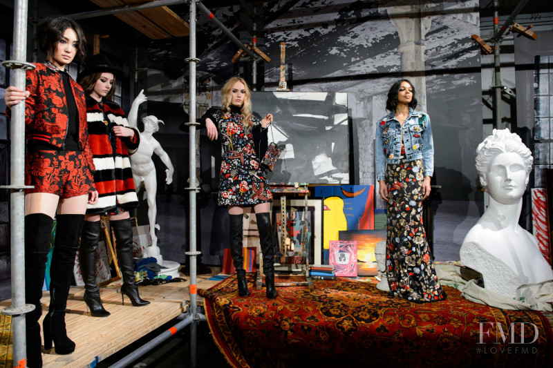 Alice + Olivia fashion show for Autumn/Winter 2016