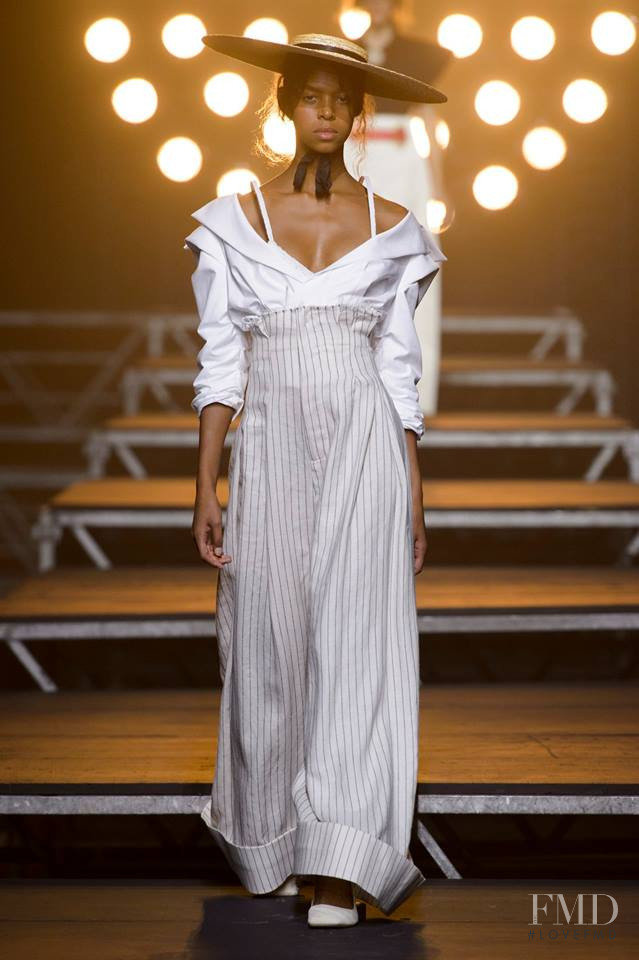 Jacquemus fashion show for Spring/Summer 2017